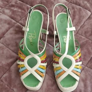 Vintage 1970s platform sandals